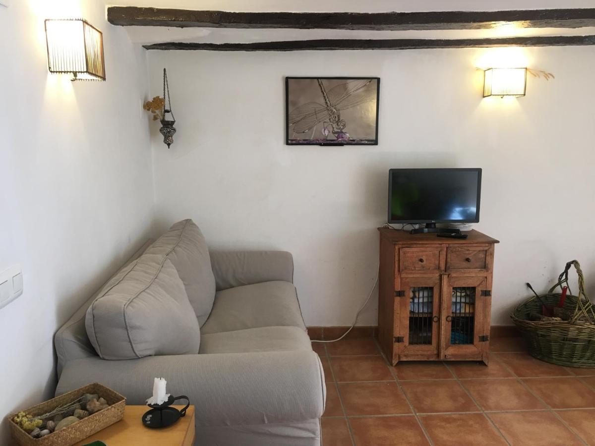 Casa Rural Con Encanto En La Puebla De Arenoso Exterior foto